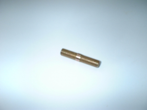 Stud M7x34mm, exhaust 8,8mm