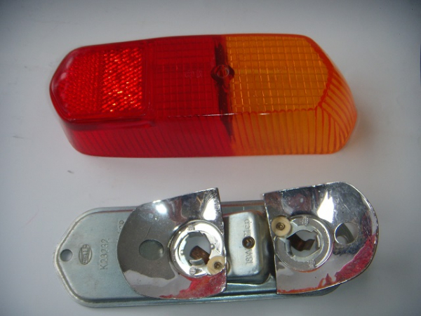 Rücklicht rot, außen gelb NSU Prinz 4