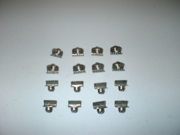 Klammer für Fensterschachtabdichtung, Satz NSU Prinz 4, 1000, 1200, TT, TTS