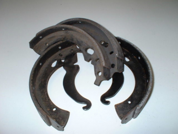 Brake Shoes rear NSU Prinz 1100