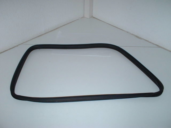 Sidewindow rubber left NSU Prinz 4